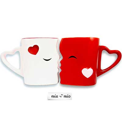 valentines-mugs-mia-mio-kissing